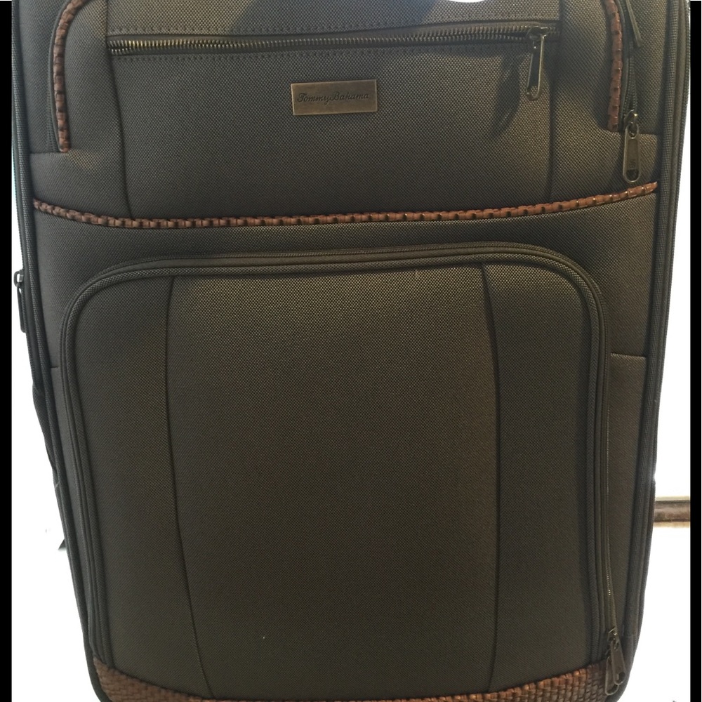 **SOLD** Tommy Bahama 25in Expandable Luggage